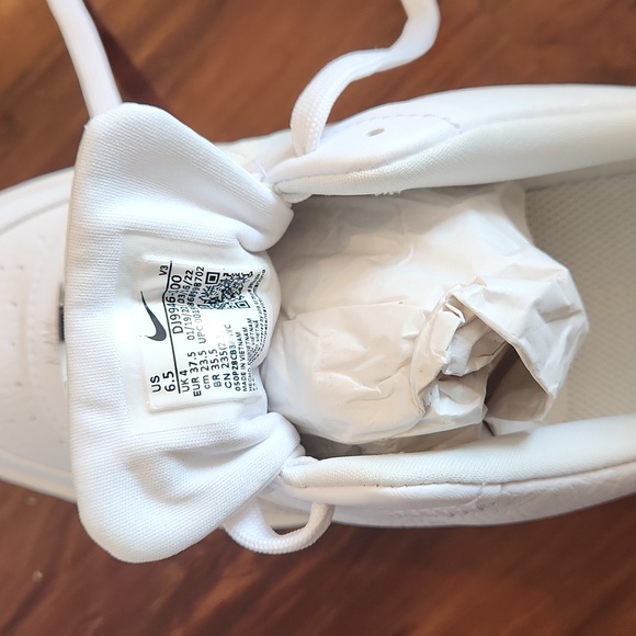 Nike Air Force 1s - Picture 4 of 5